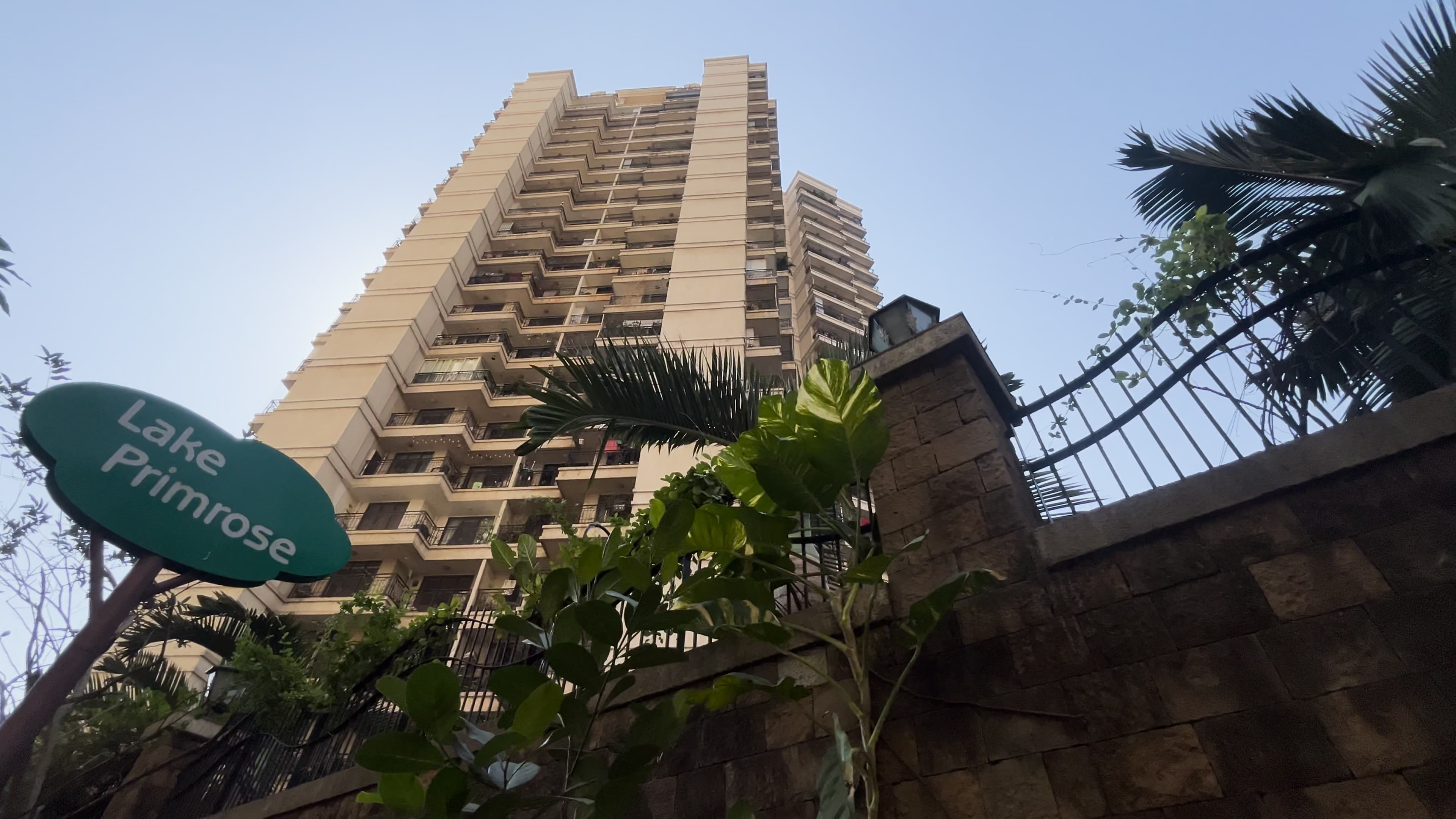 3 BHK for Sale in Lake Primrose Powai | 880 Sq Ft | ₹2.80 Cr