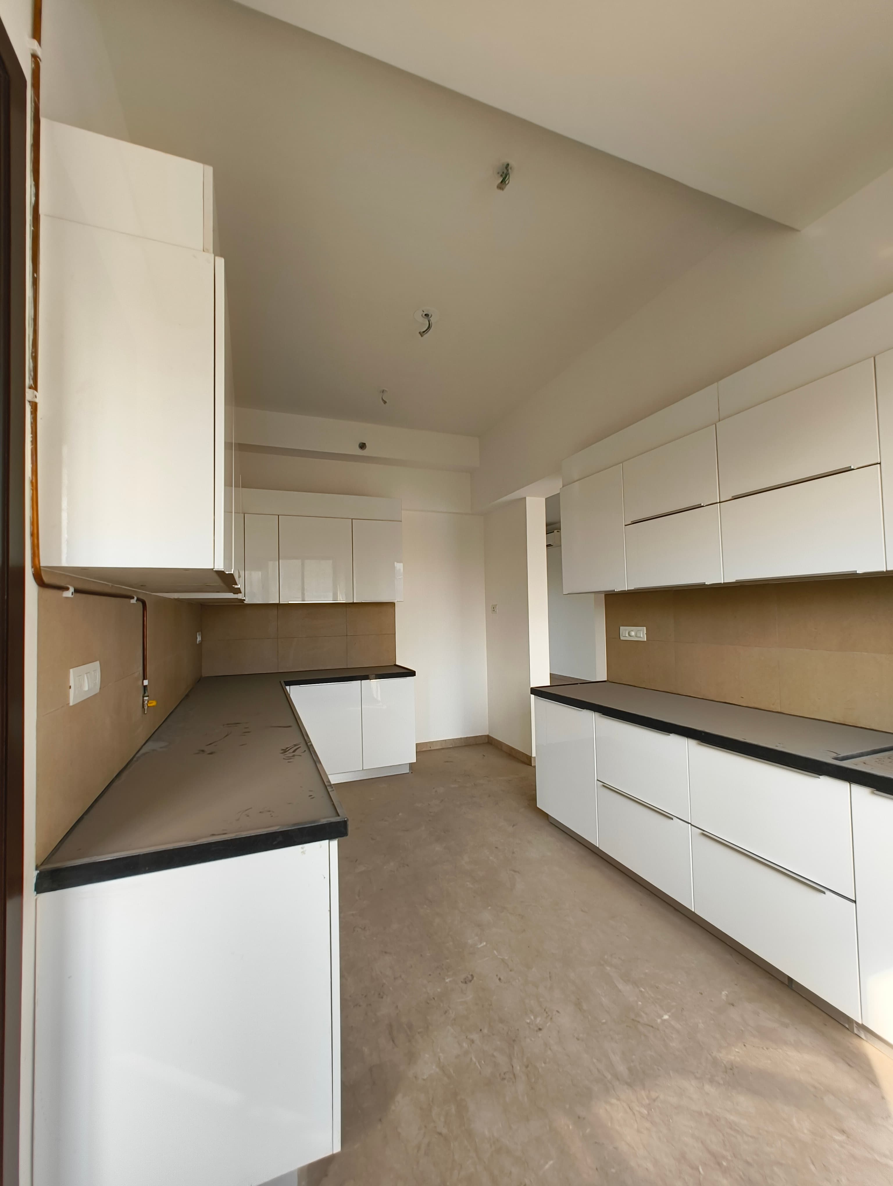 3.5 BHK Luxury Flat in Shapoorji Pallonji Vicinia Chandivali | 2150 Sq Ft | ₹5.50 Cr