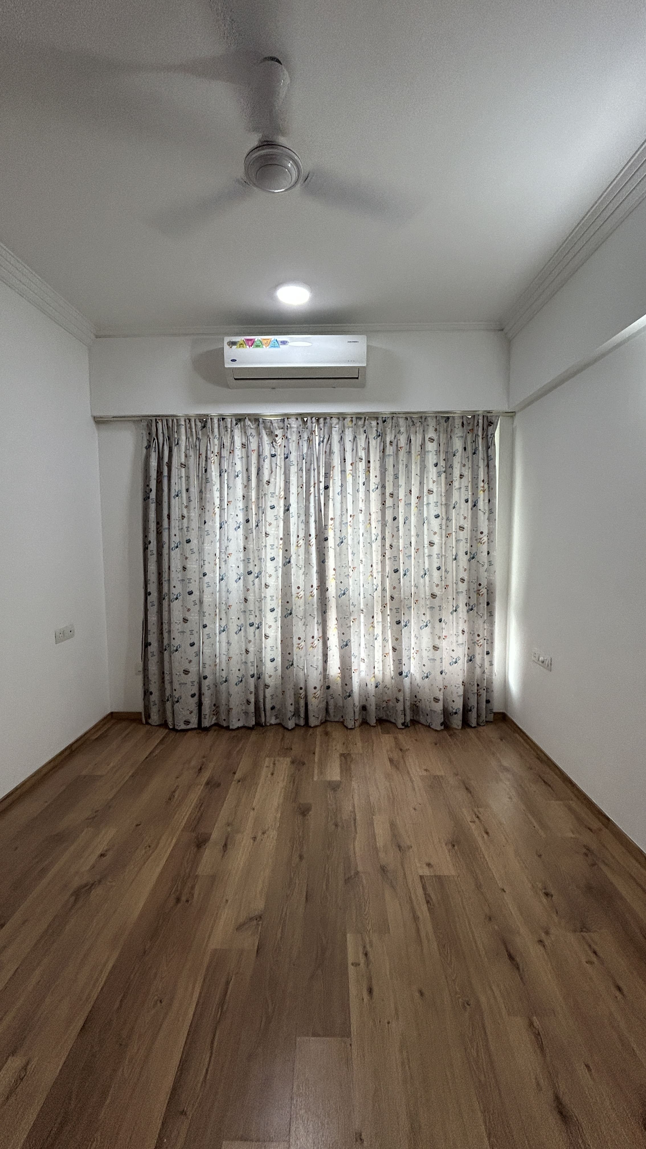 Luxury 4 BHK for Rent in Glen Ridge Powai | 3 Parking