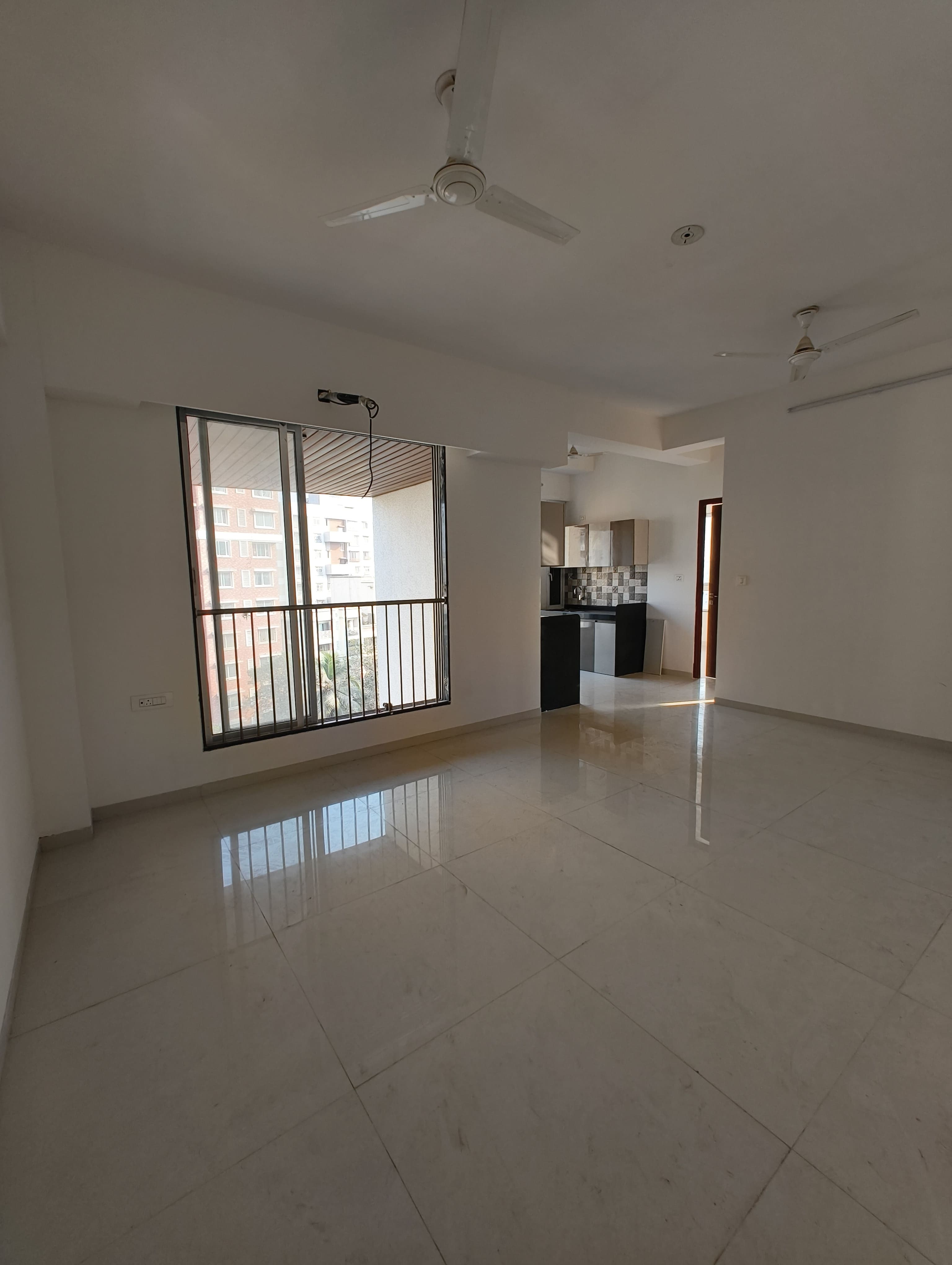 2 BHK Semi-Furnished Flat for Rent in Heritage Solitaire Chembur East | Near BKC | ₹75,000