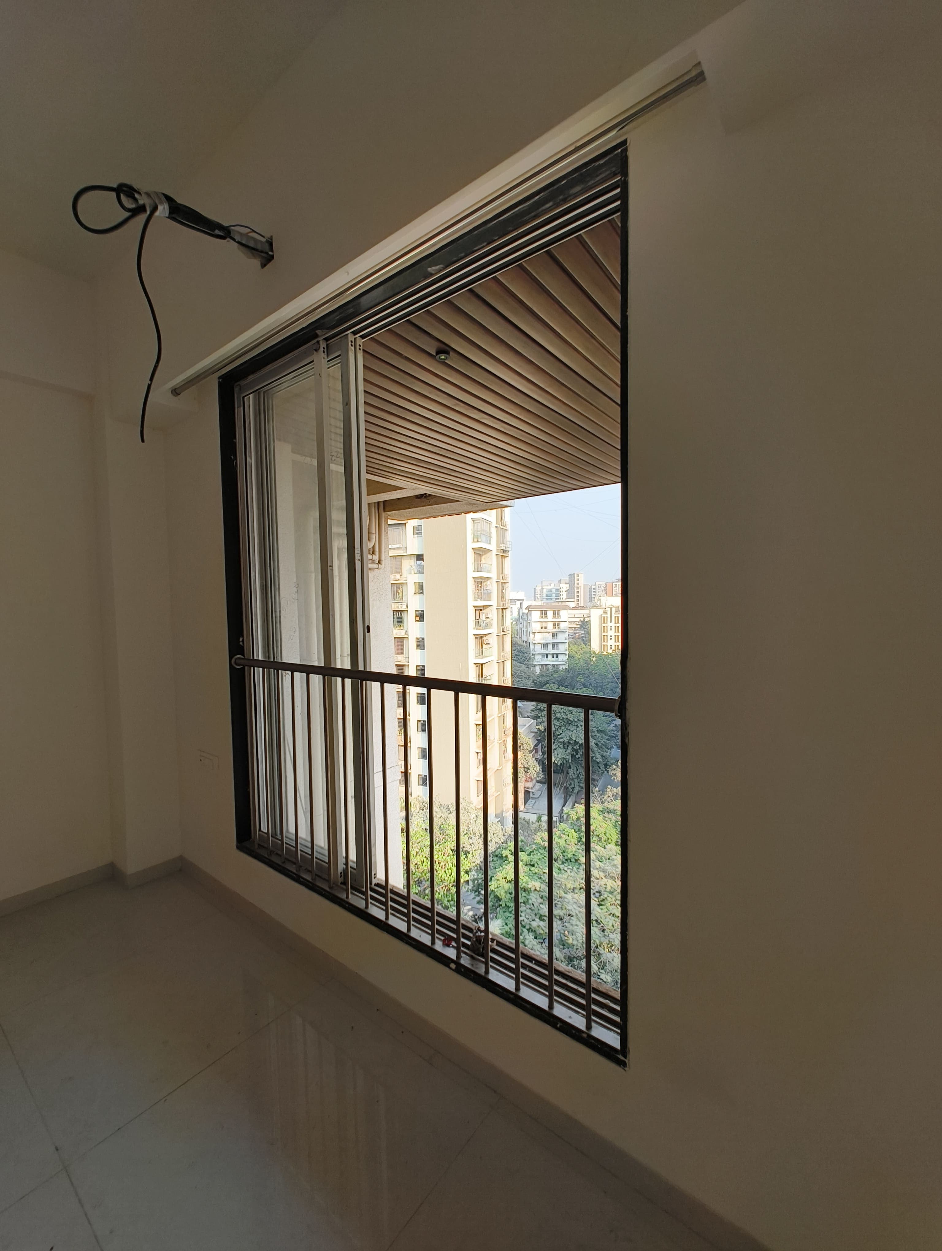 2 BHK Semi-Furnished Flat for Rent in Heritage Solitaire Chembur East | Near BKC | ₹75,000