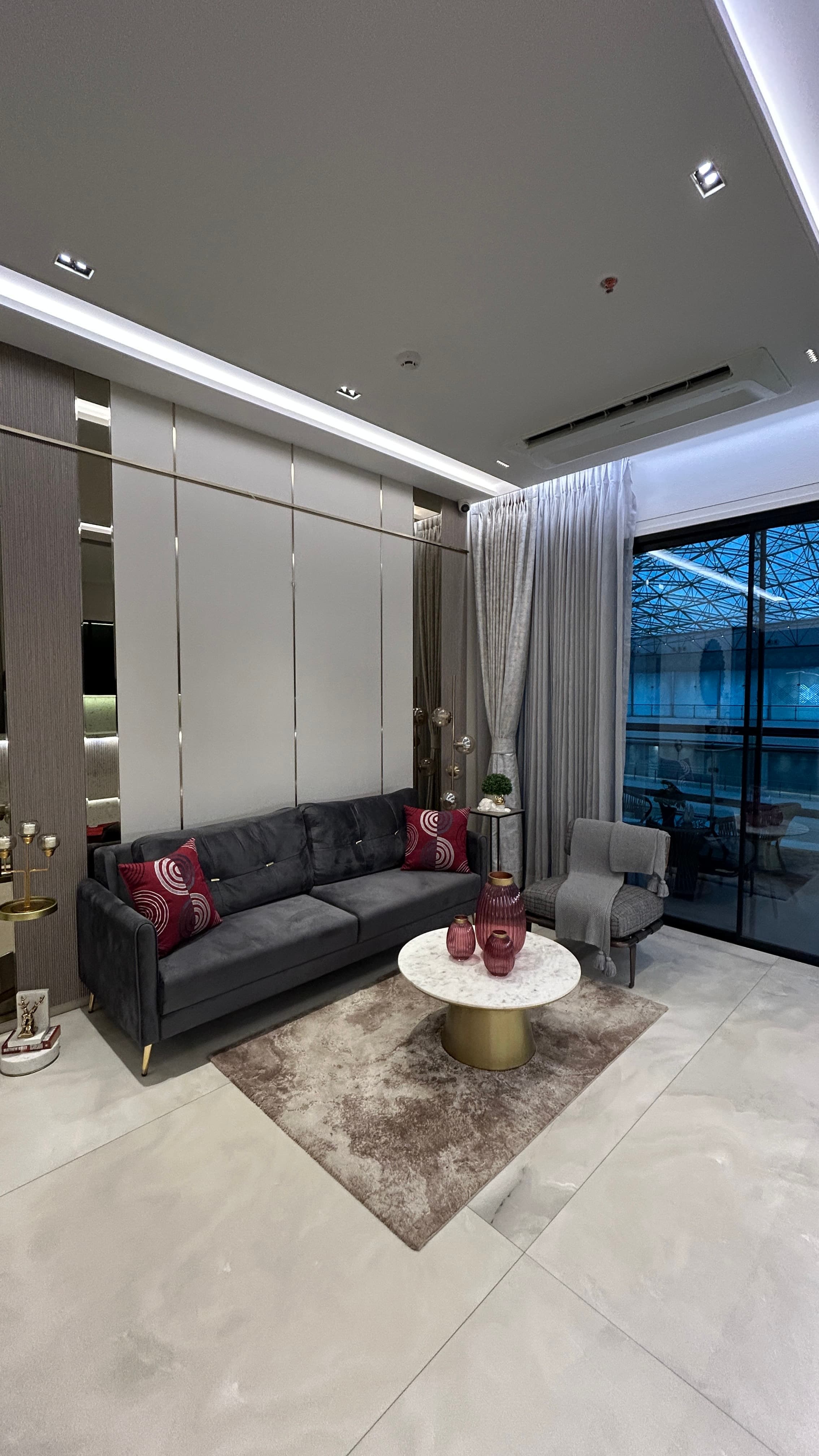 Vista Hiranandani Jogeshwari West | Luxury 2 & 3 BHK Apartments and Duplex Penthouses Near Oshiwara