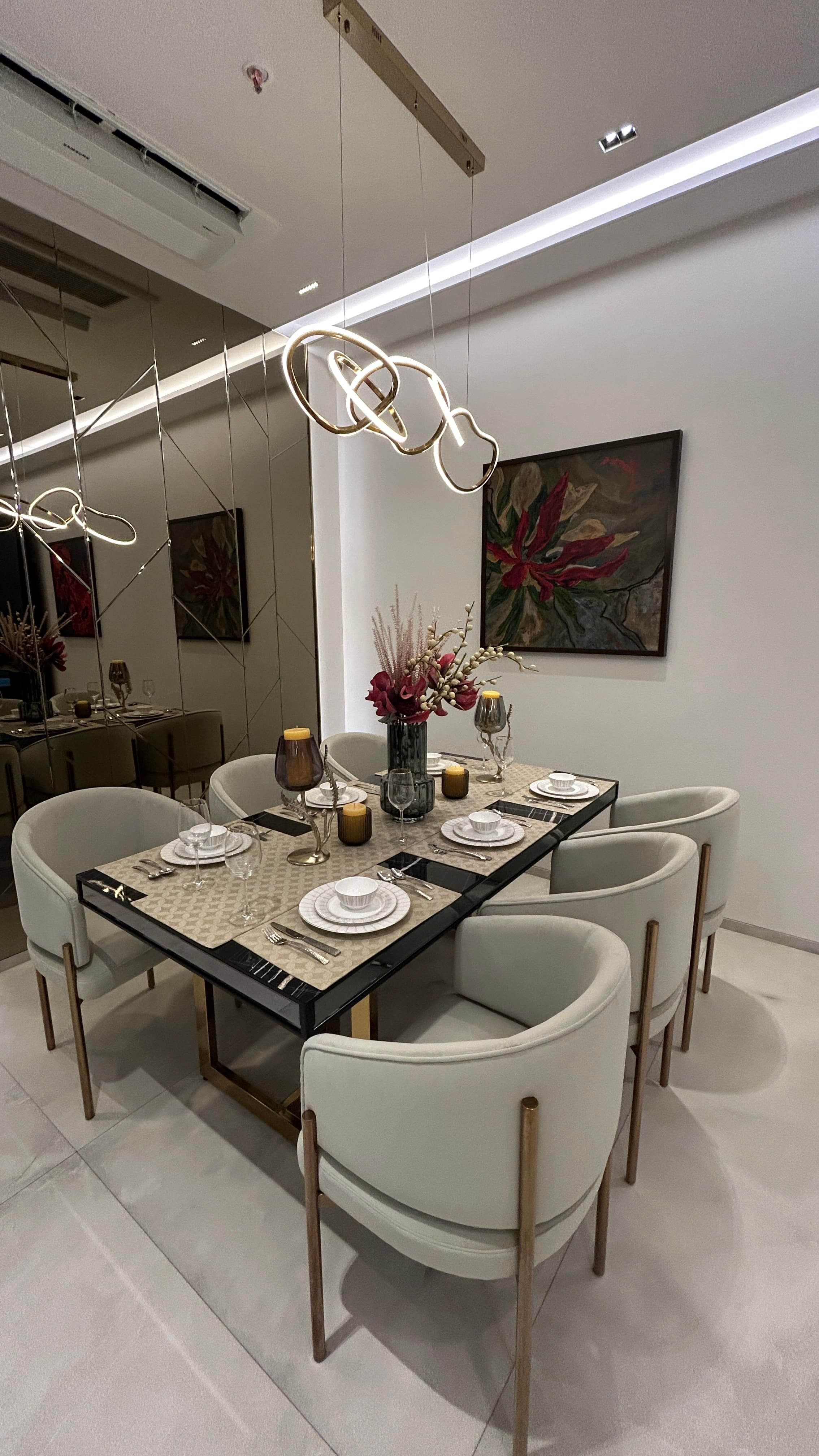 Vista Hiranandani Jogeshwari West | Luxury 2 & 3 BHK Apartments and Duplex Penthouses Near Oshiwara