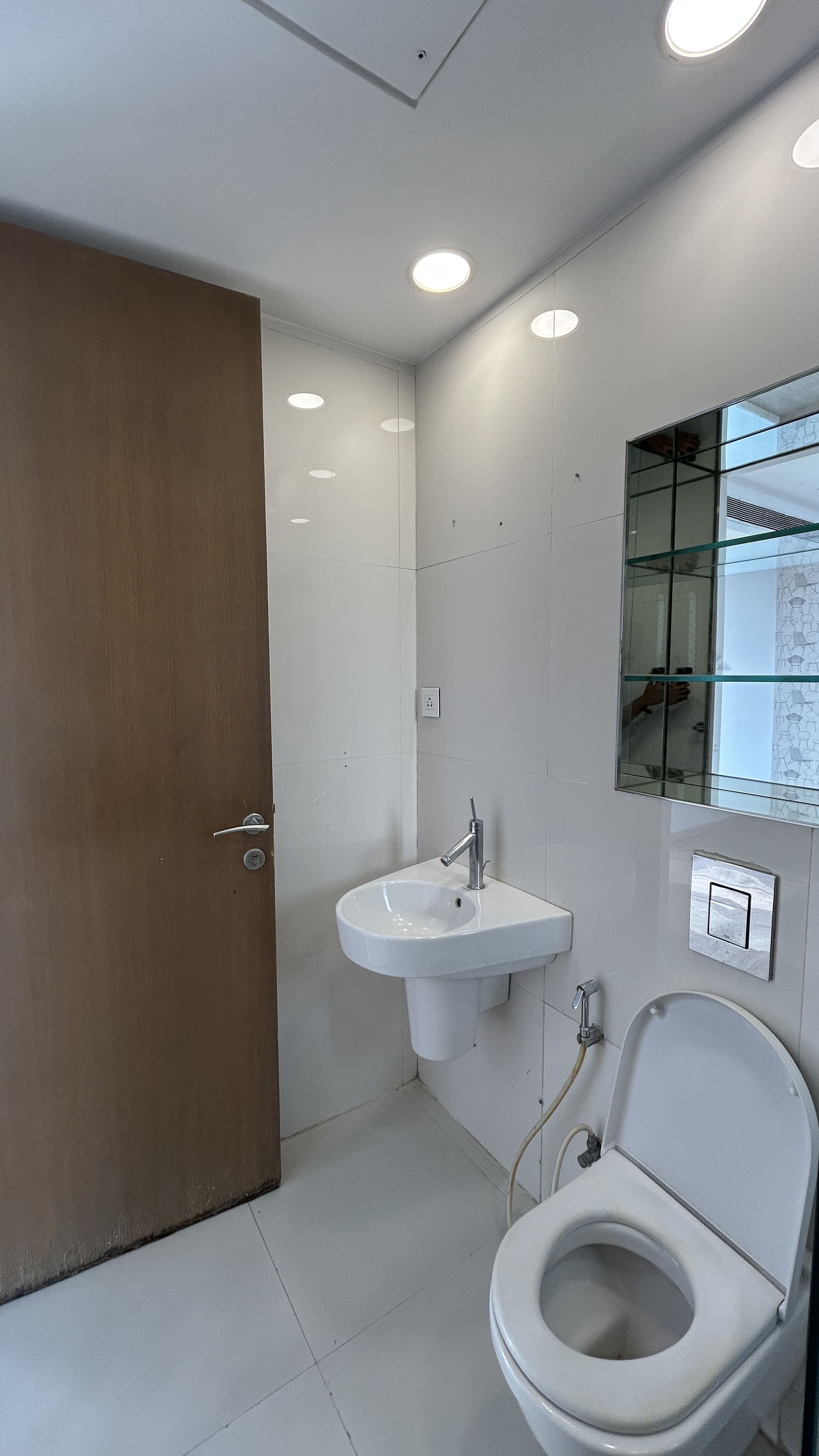 4 BHK Luxury Apartment for Rent in Lodha Evoq, New Cuffe Parade | Private Sky Garden | 2000 Sq.Ft