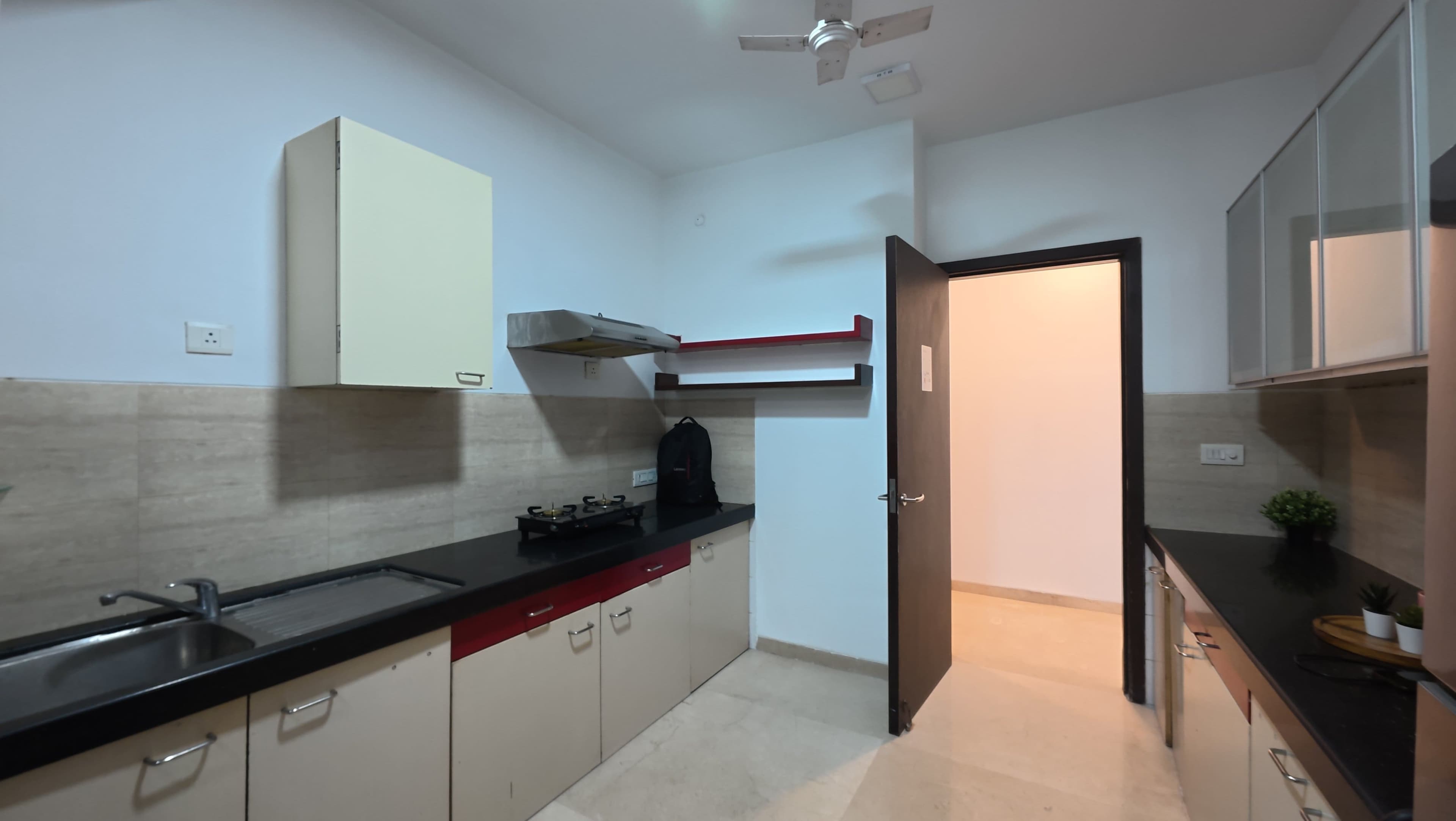 Oberoi Exquisite | 3 BHK Luxury Apartment ₹7.29 Cr