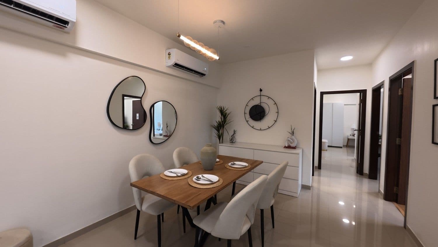 Oberoi Splendor | 2.5 BHK Jogeshwari East ₹5.05 Cr