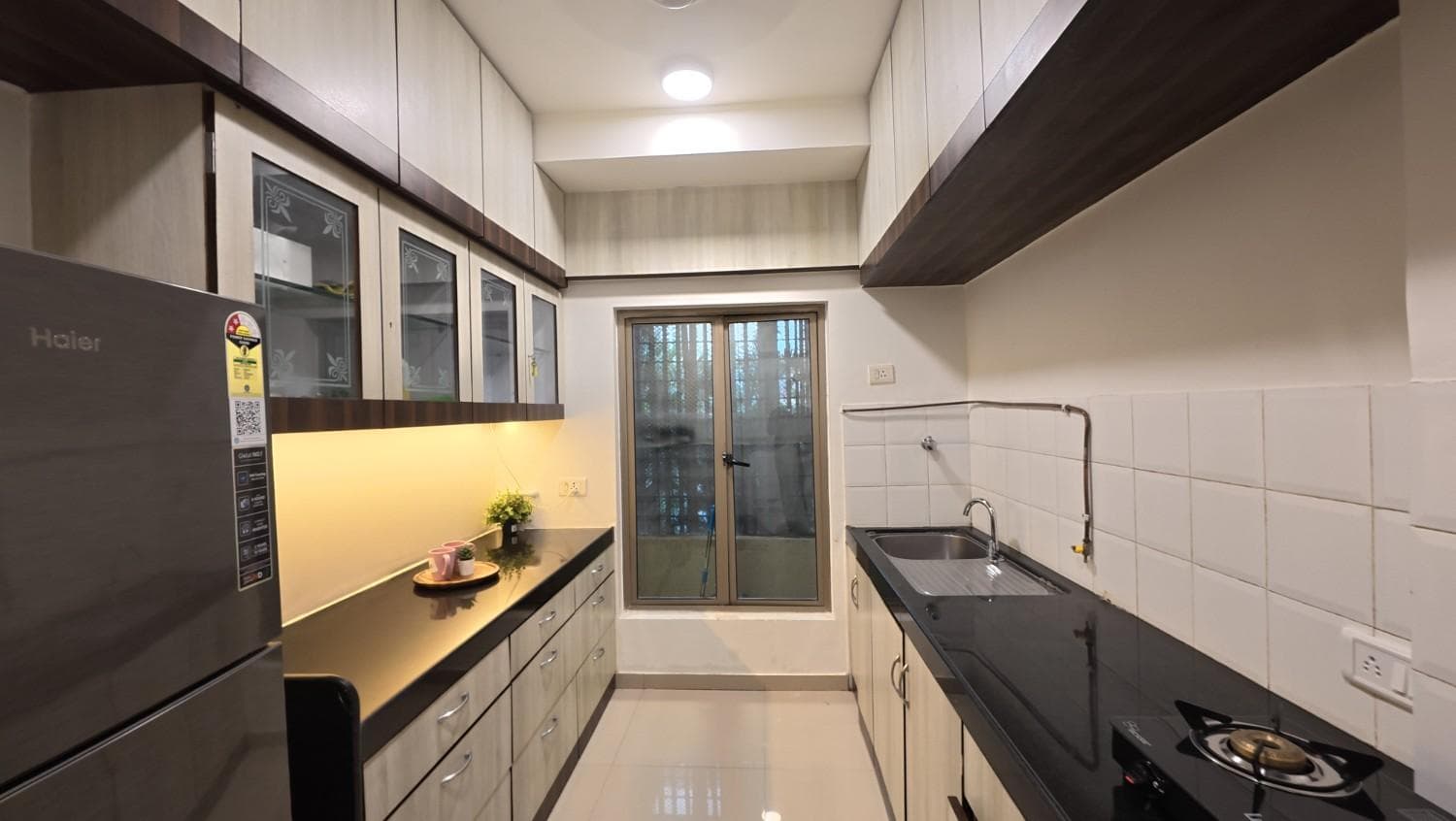 Oberoi Splendor | 2.5 BHK Jogeshwari East ₹5.05 Cr