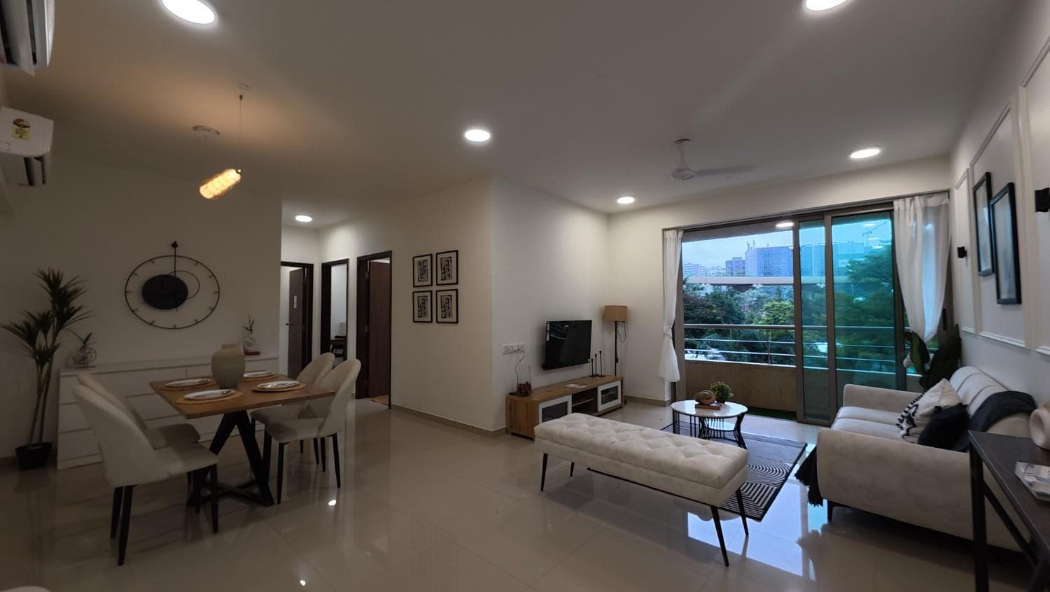 Oberoi Splendor | 2.5 BHK Jogeshwari East ₹5.05 Cr