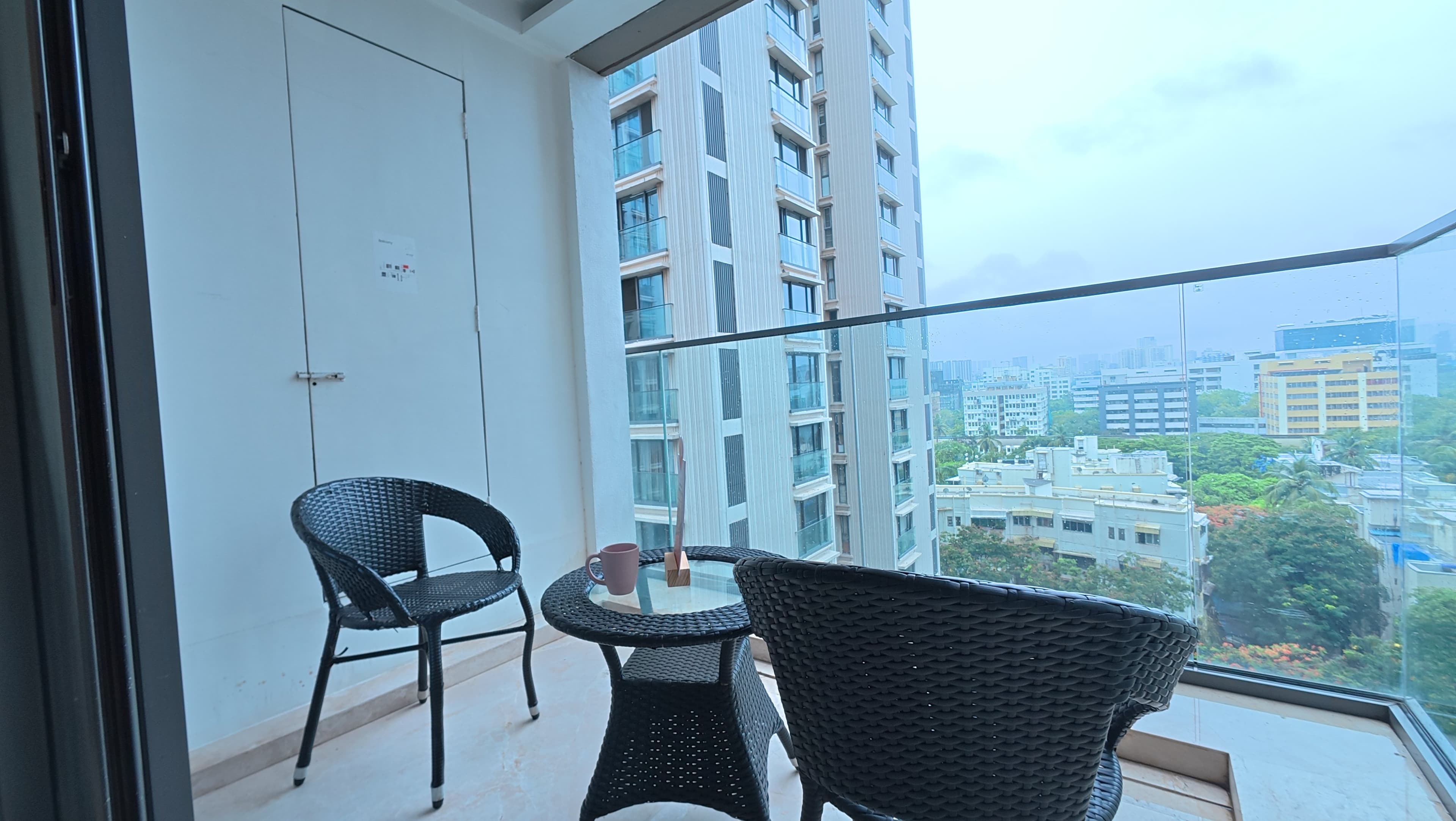 Rustomjee Seasons | 3.5 BHK Bandra East ₹10.68 Cr