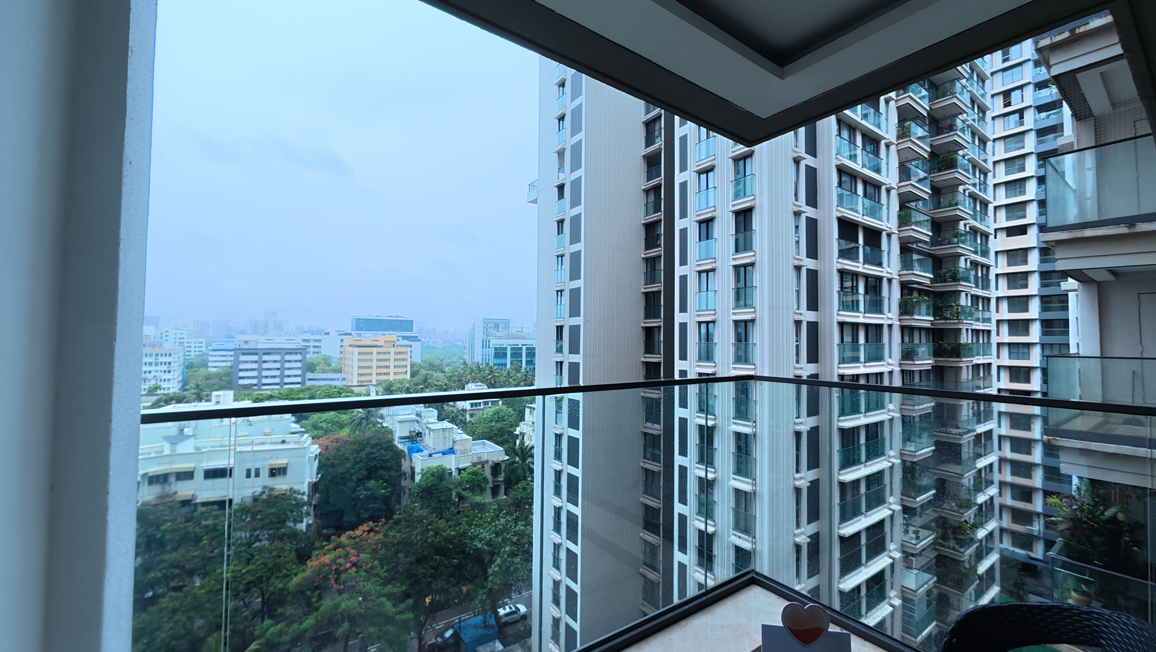 Rustomjee Seasons | 3.5 BHK Bandra East ₹10.68 Cr