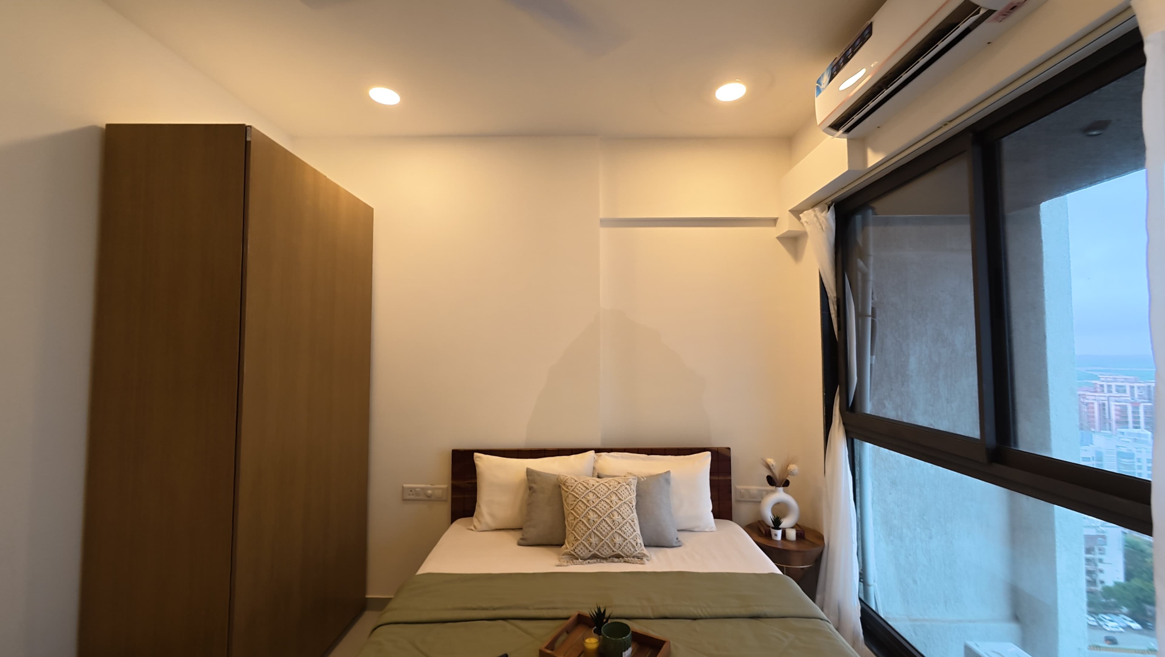 DLH Leo Oshiwara | 2 BHK Andheri West Apartment