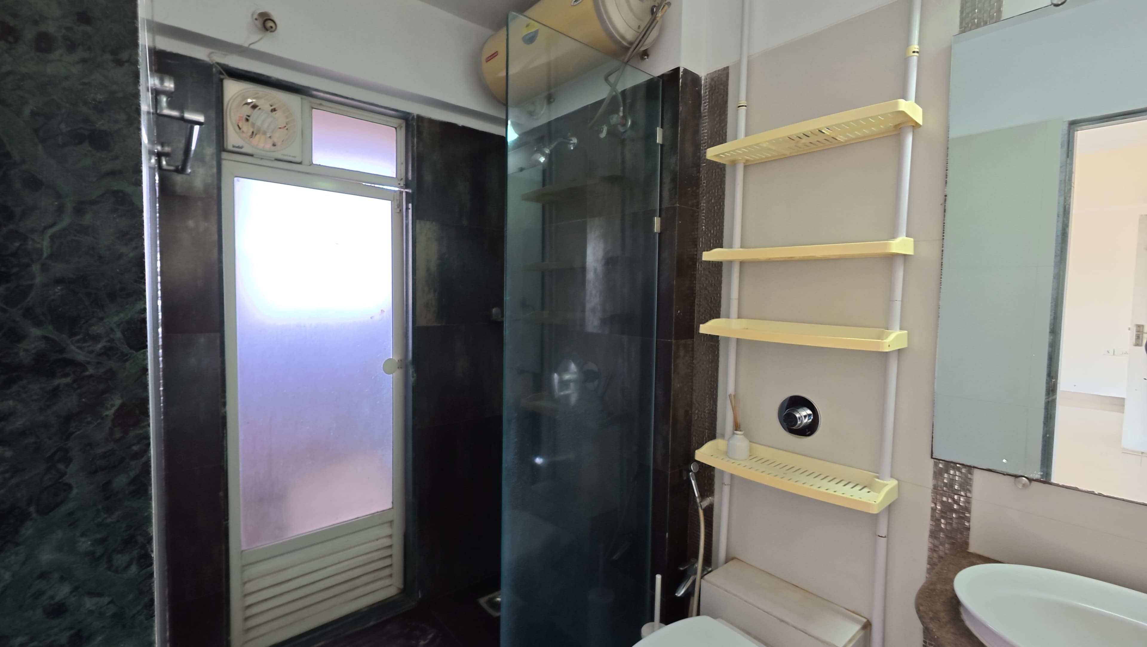 Yucca Nahar Amrit Shakti | 4 BHK Chandivali