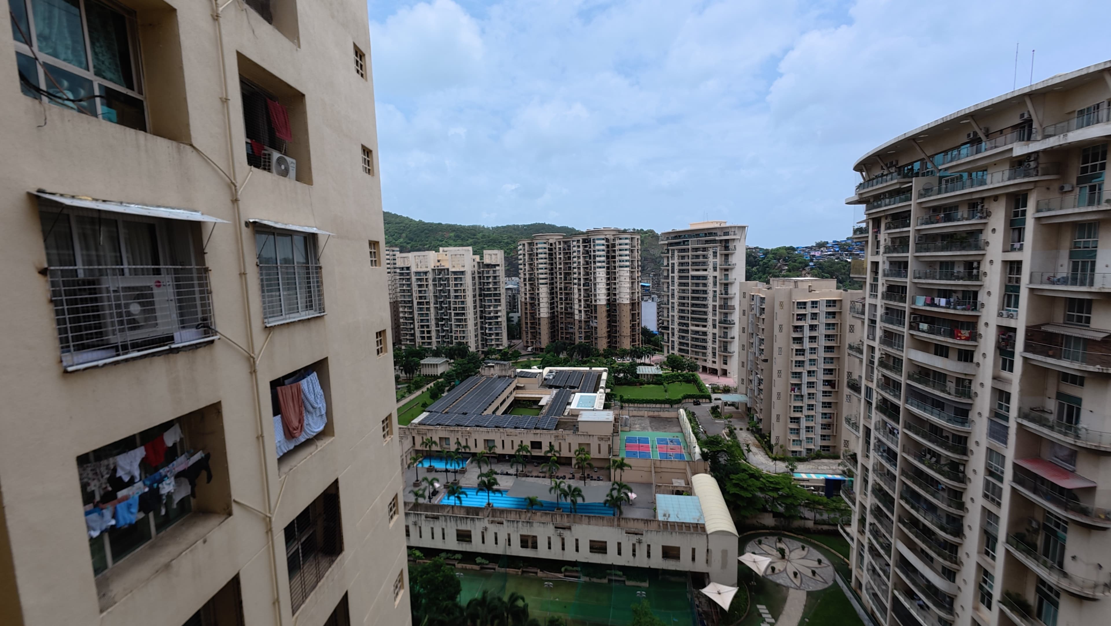 Yucca Nahar Amrit Shakti | 4 BHK Chandivali