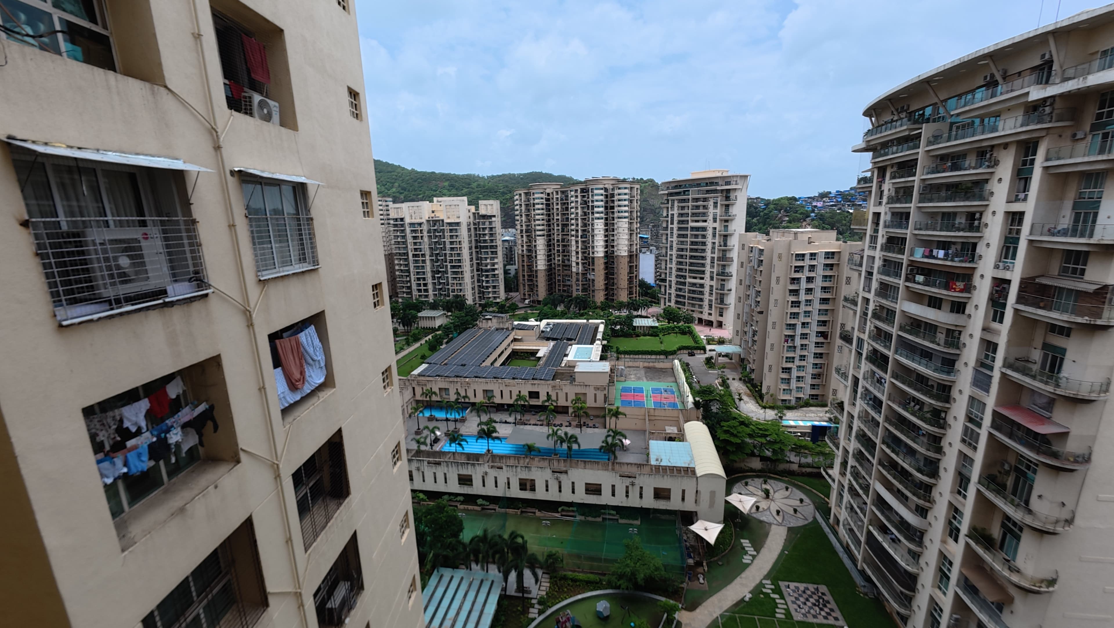 Yucca Nahar Amrit Shakti | 4 BHK Chandivali