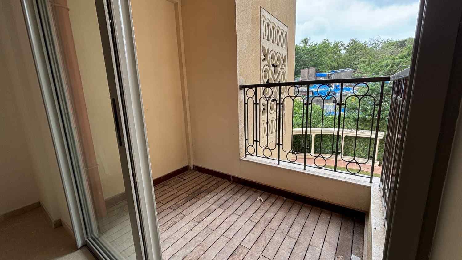 Lodha Bellagio Powai | 2.5 BHK ₹4.31 Cr | RealDeals