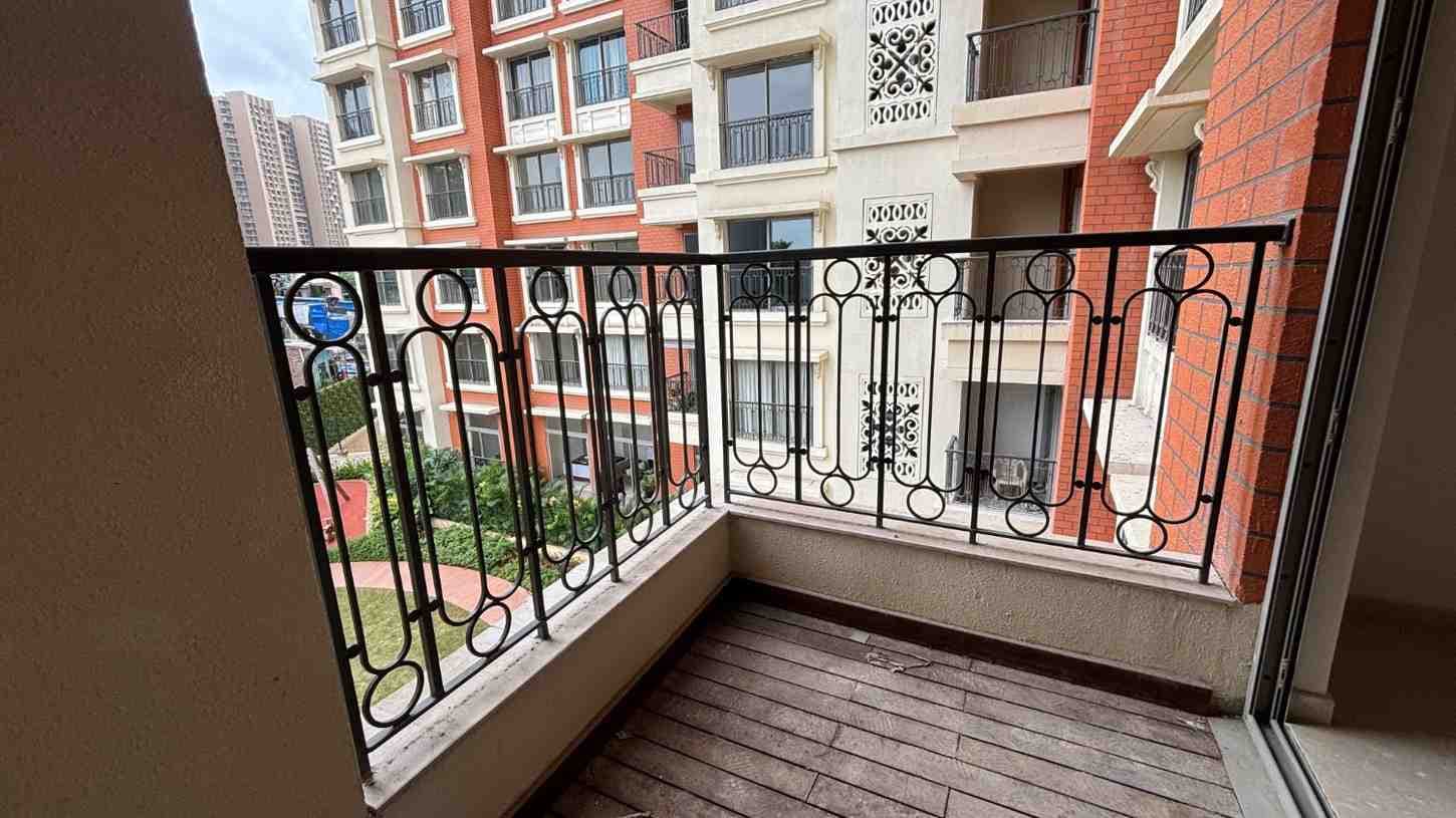 Lodha Bellagio Powai | 2.5 BHK ₹4.31 Cr | RealDeals