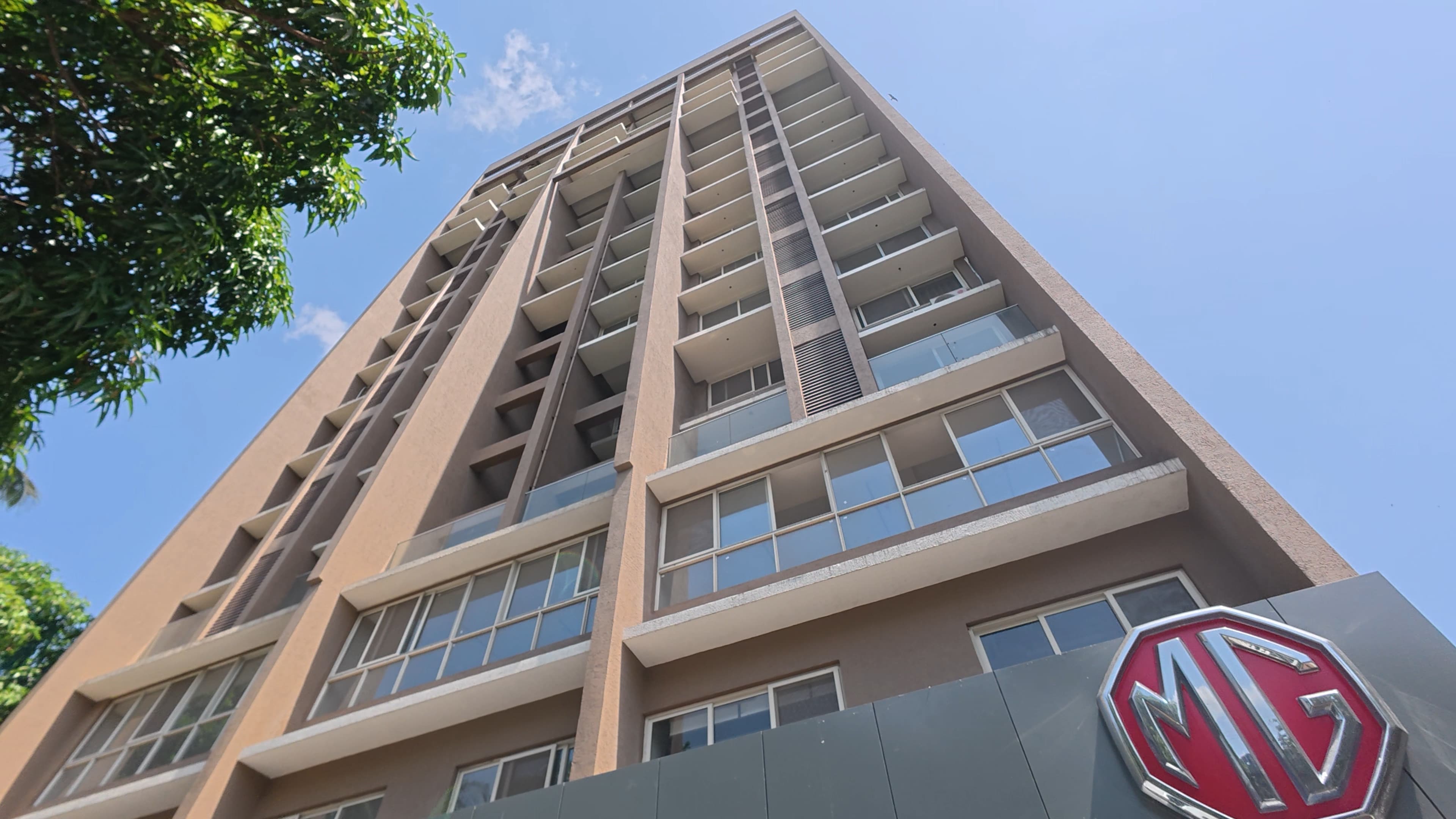 Akshar Amar Mansion | 4.5 BHK Flat Chembur ₹5.6 Cr